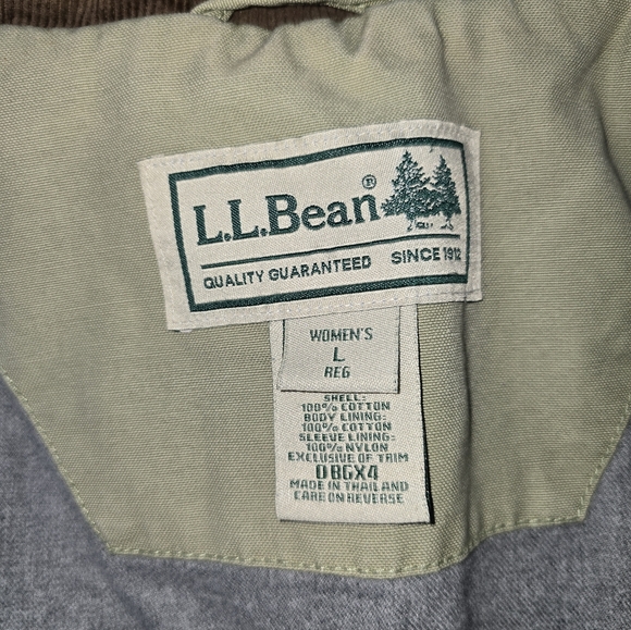 Vintage L.L.Bean Light Sage Barn/Hunting Jacket - Picture 13 of 16